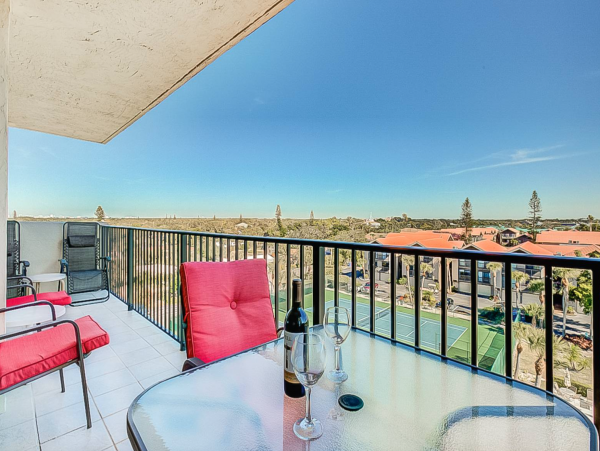 Siesta Key Vacation Rental Condo Walk To Beach Sleeps Six